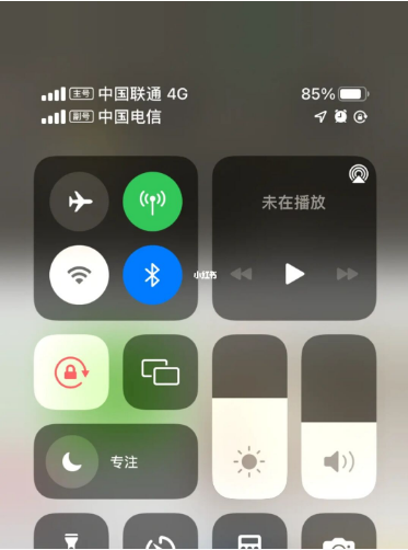 商州苹果手机维修分享iPhone双卡信号解决办法 