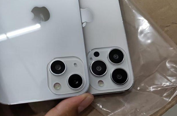 商州苹果手机维修分享iPhone 13‌机模长什么样 